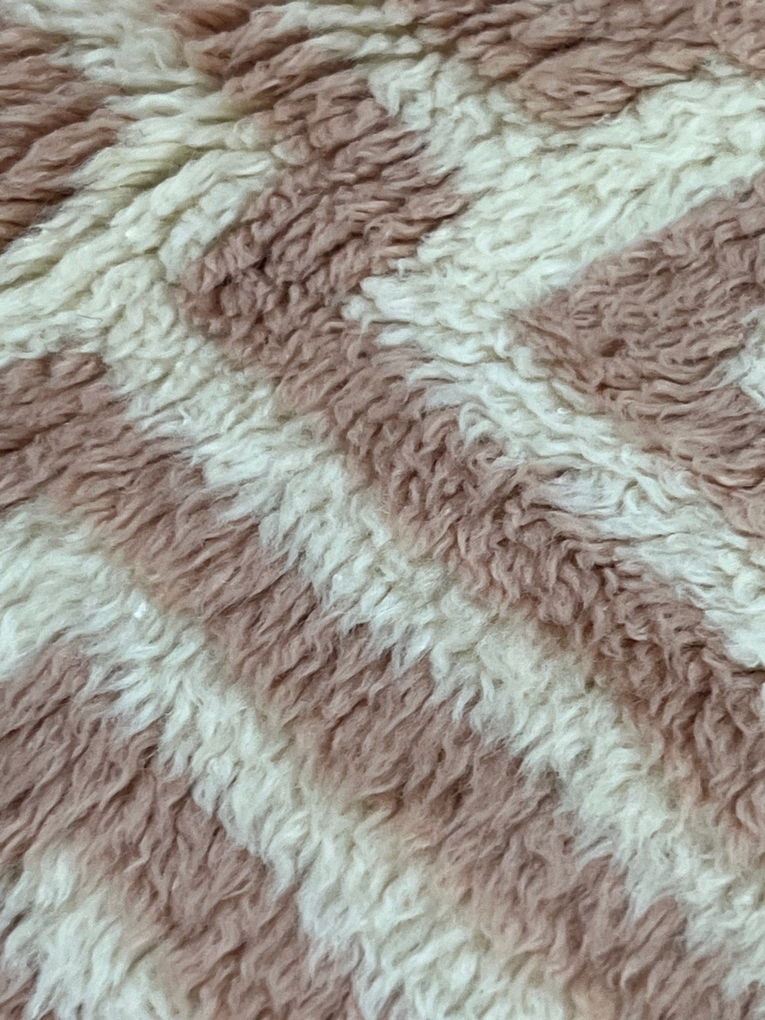 Contemporary Beni Mrirt Berber Rug 10'40" x 7'09" - 317 cm x 216 cm (Wool)