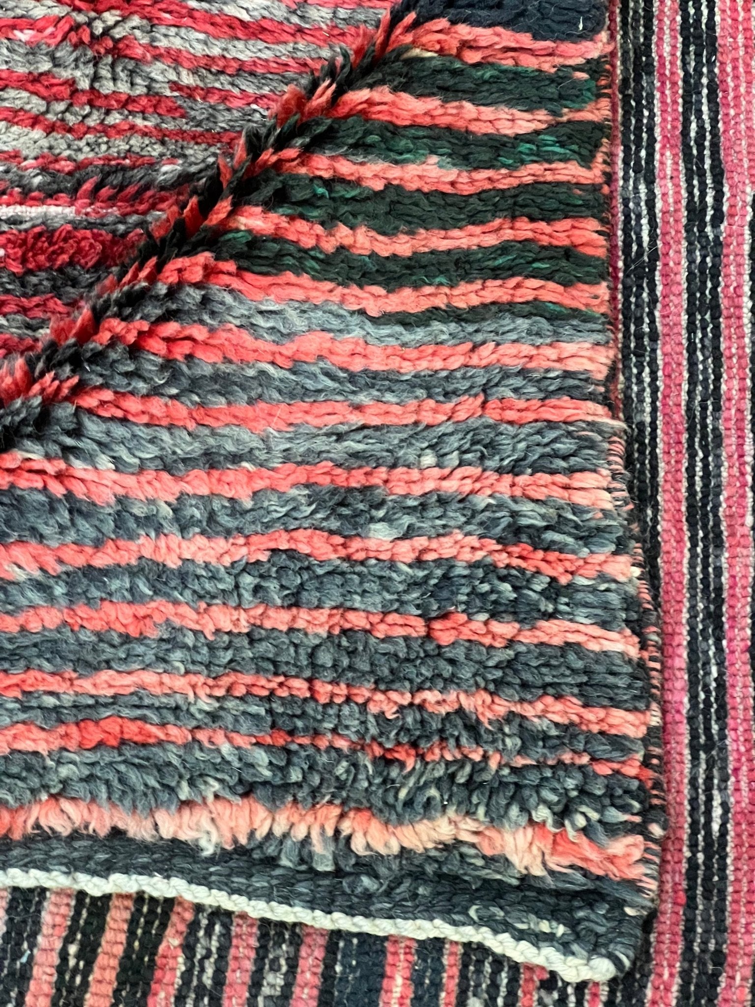 Contemporary Beni Mrirt Berber Rug 11'15" x 8'17" - 340 cm x 249 cm (Wool)