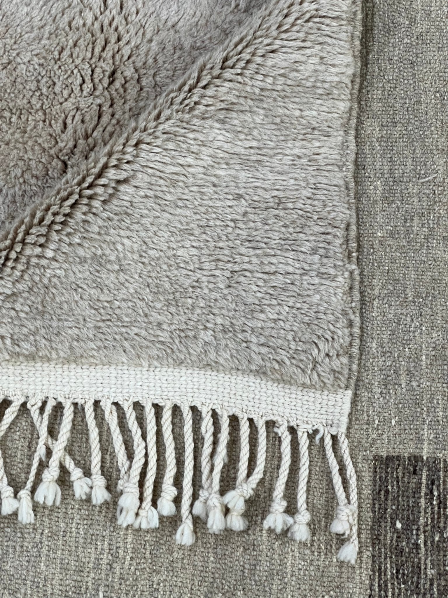 Contemporary Beni Mrirt Berber Rug 11'45" x 8'66" - 349 cm x 264 cm (Wool)