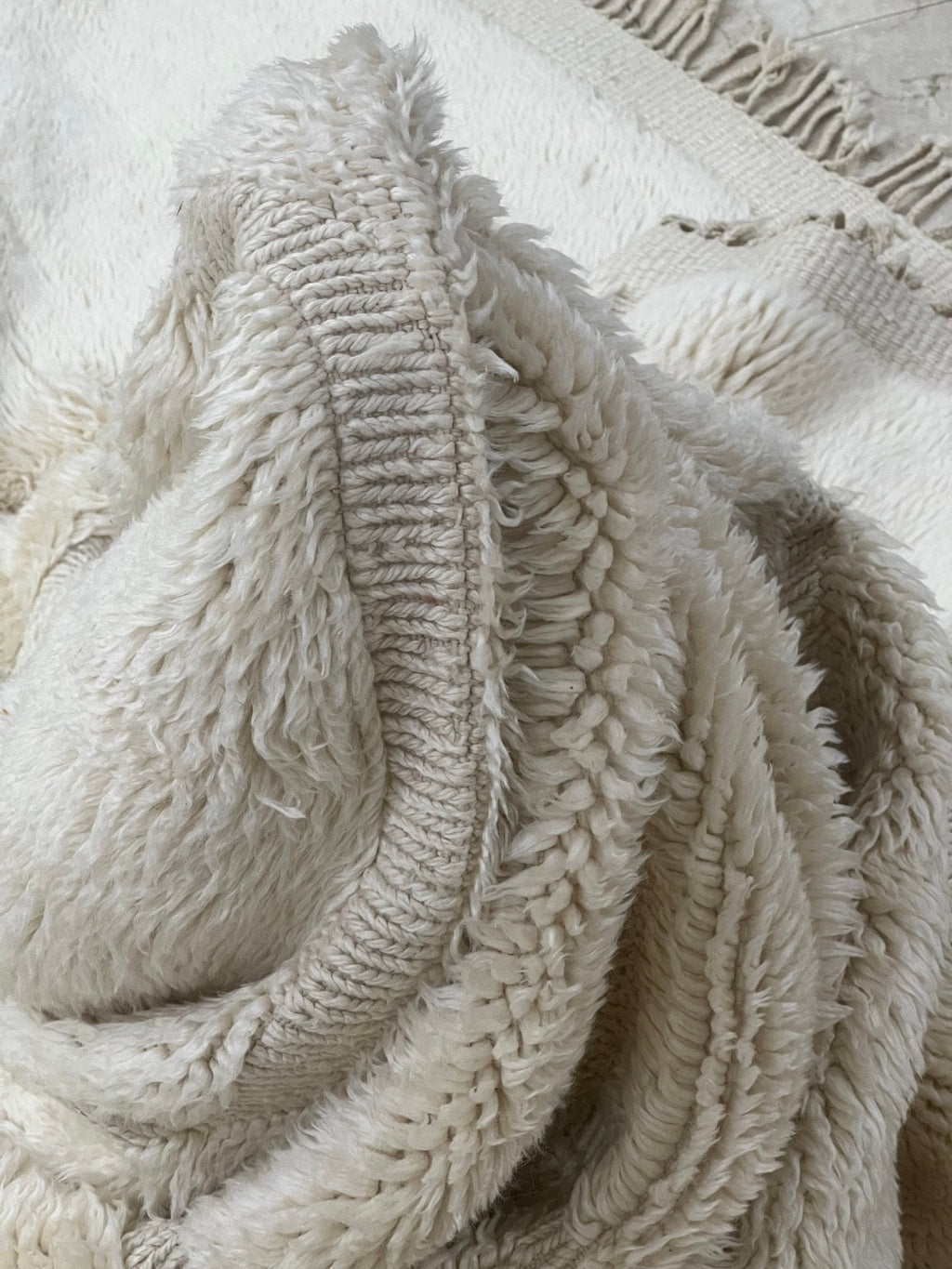 Contemporary Beni Mrirt Berber Rug 12'37" x 9'91" - 377 cm x 302 cm (Wool)