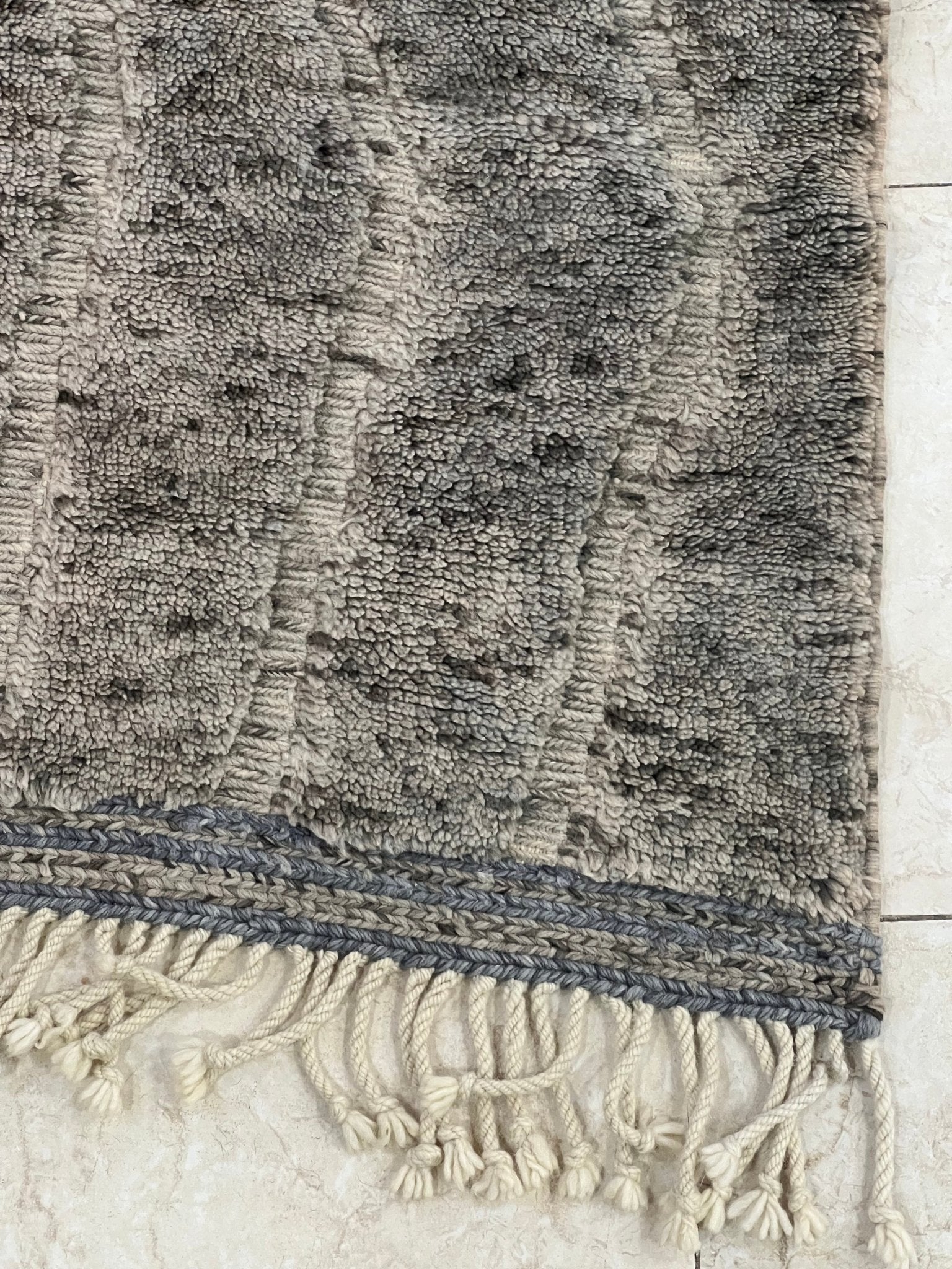 Contemporary Beni Mrirt Berber Rug 12'96" x 9'94" - 395 cm x 303 cm (Wool)