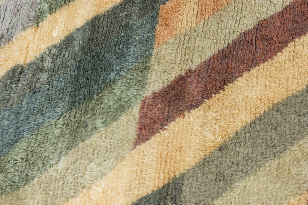 Contemporary Beni Mrirt Berber Rug 5'31" x  7'38" - 162 cm  x 225 cm (Wool)