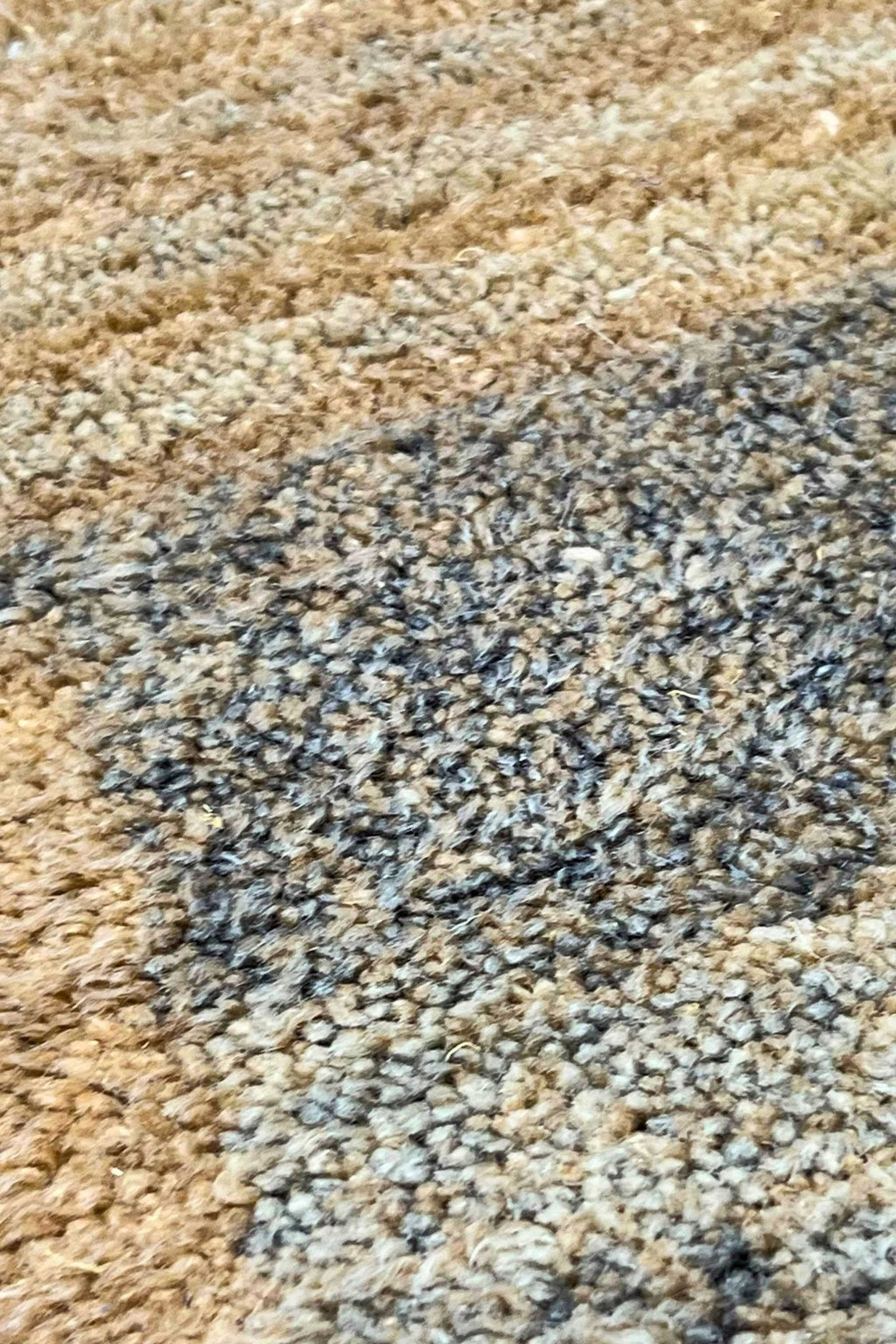 Contemporary Beni Mrirt Berber Rug 5'67" x 7'67" -  173 cm x 234 cm (Wool)