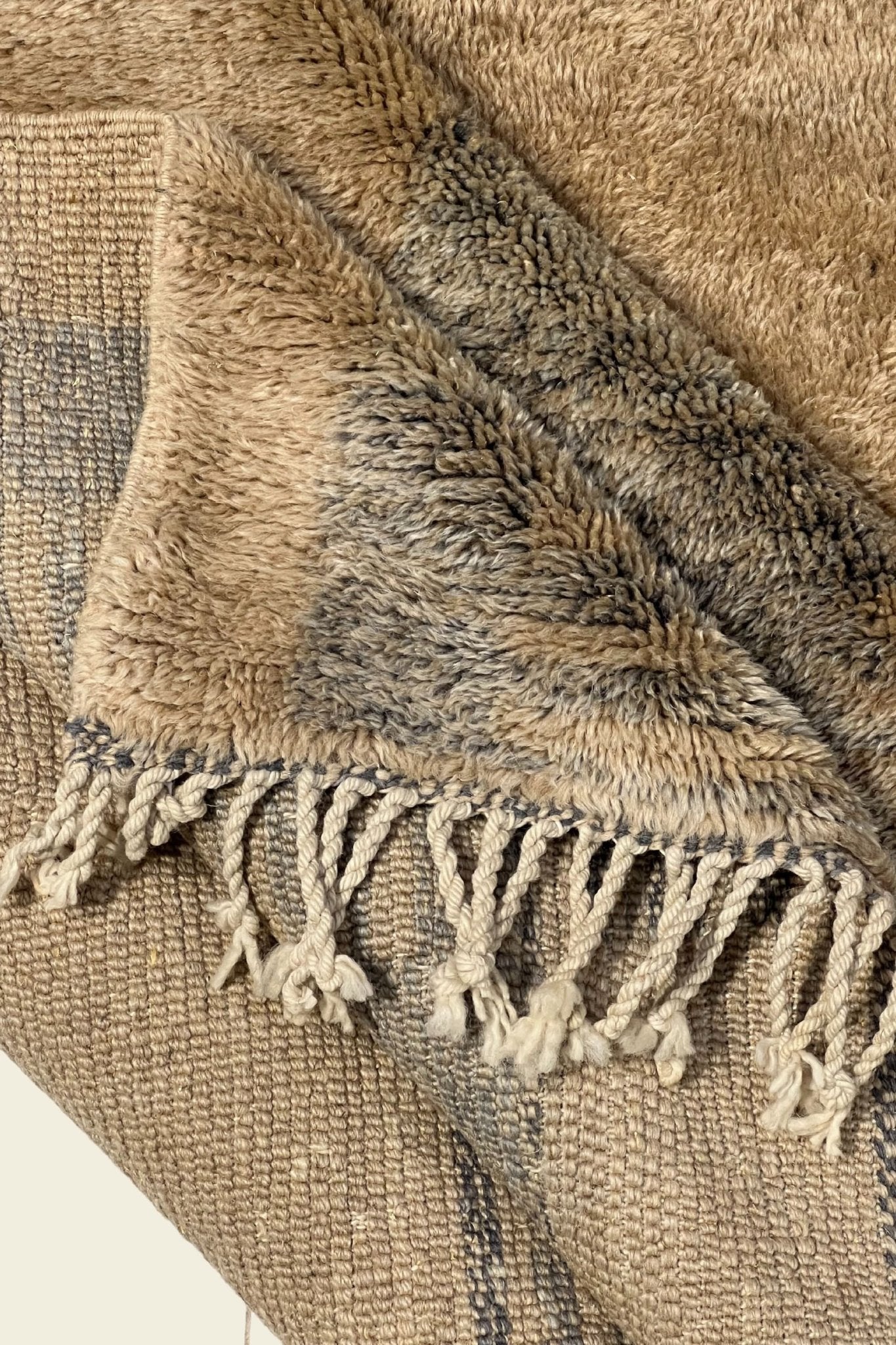 Contemporary Beni Mrirt Berber Rug 5'67" x 7'67" -  173 cm x 234 cm (Wool)