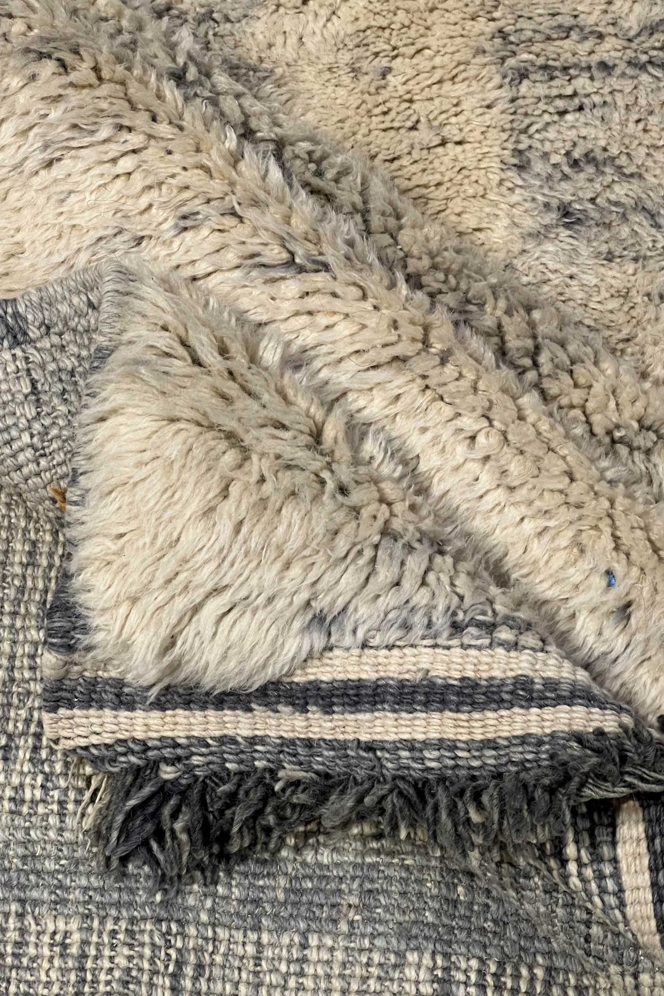 Contemporary Beni Mrirt Berber Rug 5'83" x 9'77" -  178 cm x 298 cm (Wool)