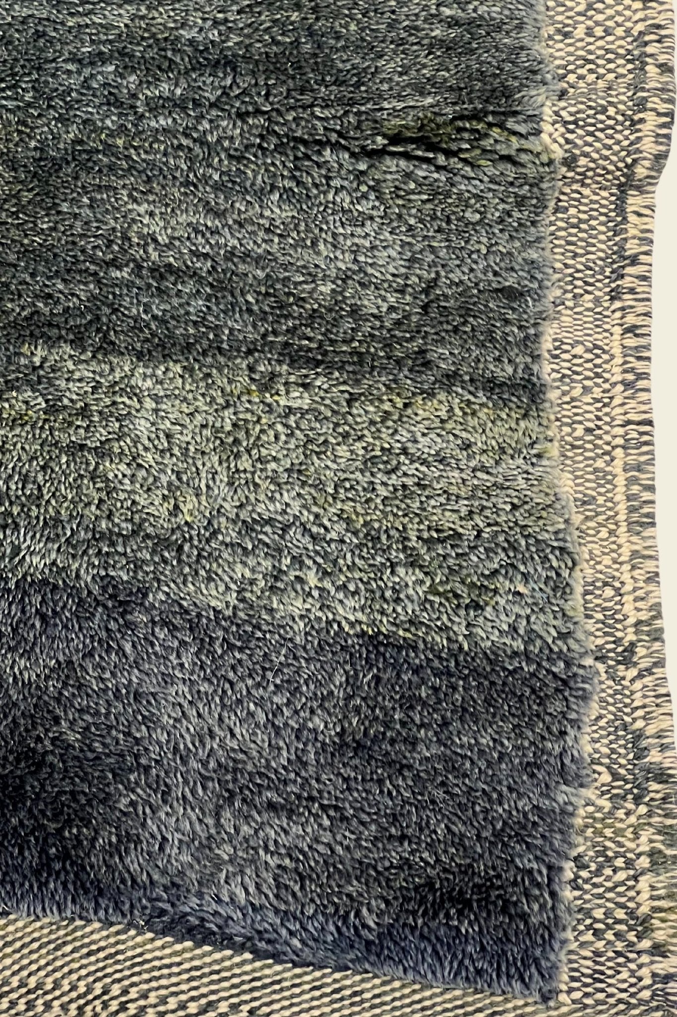 Contemporary Beni Mrirt Berber Rug 5'93" x 9'54" -  181 cm x 291 cm (Wool)