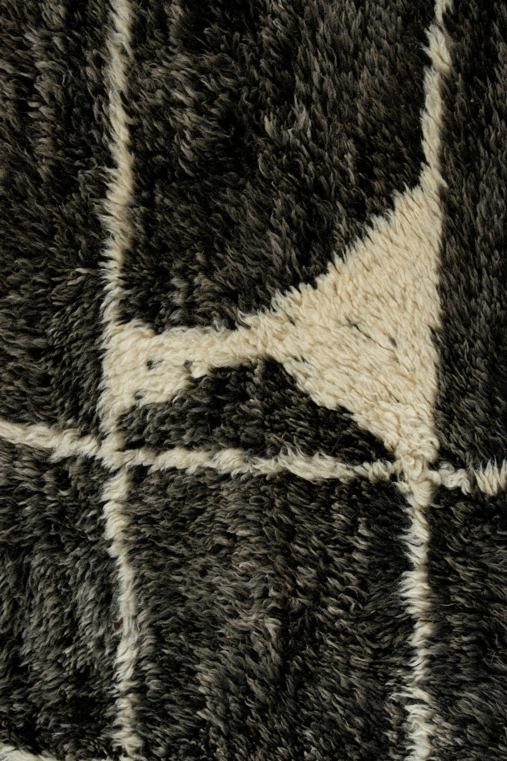 Contemporary Beni Mrirt Berber Rug 6'00" x  8'98" - 183 cm  x 274 cm (Wool)