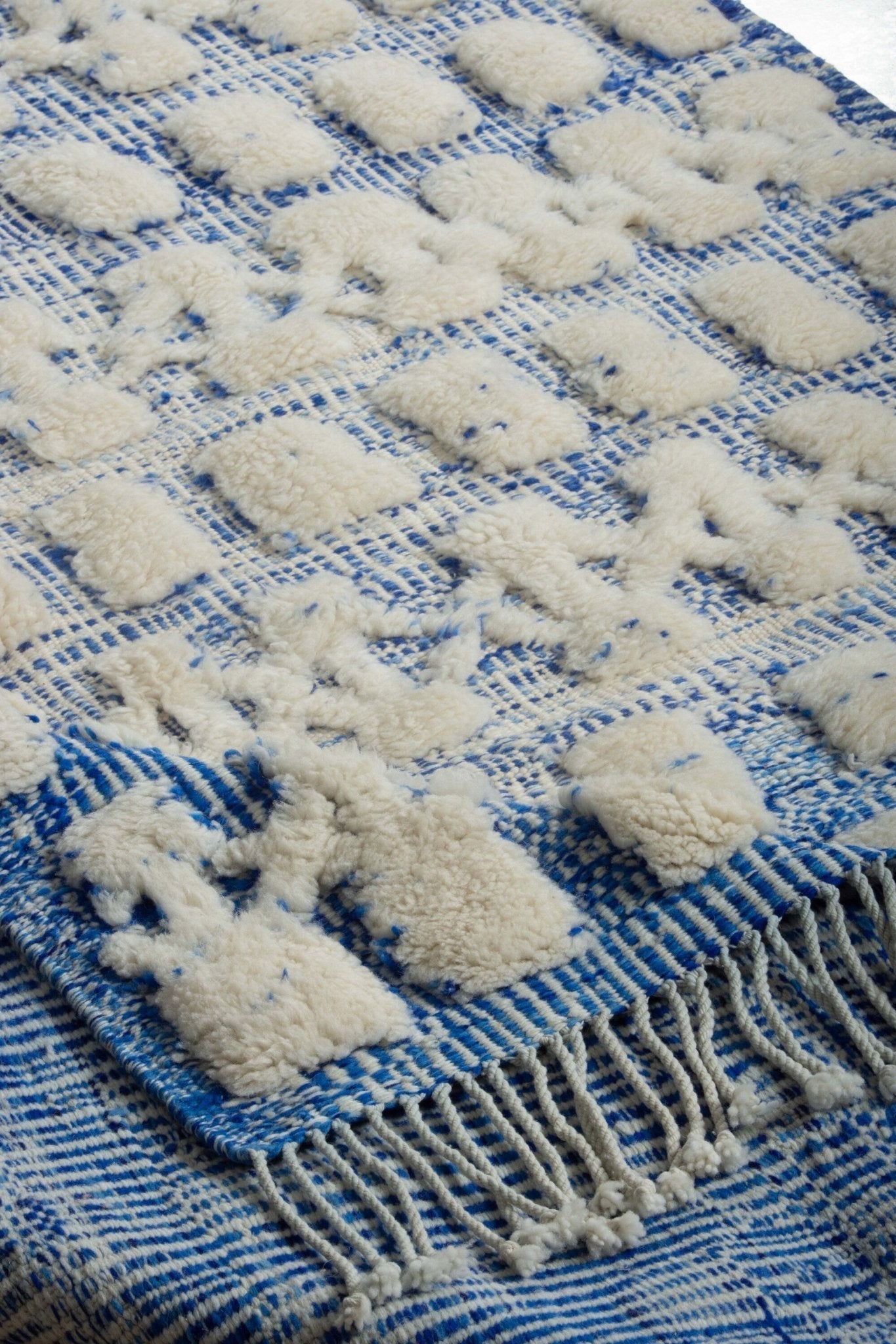 Contemporary Beni Mrirt Berber Rug 6'33" x  10'49" - 193 cm  x 320 cm (Wool)