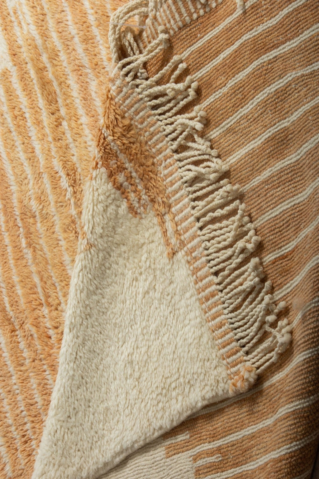 Contemporary Beni Mrirt Berber Rug 6'33" x  9'08" - 193 cm  x 277 cm (Wool)