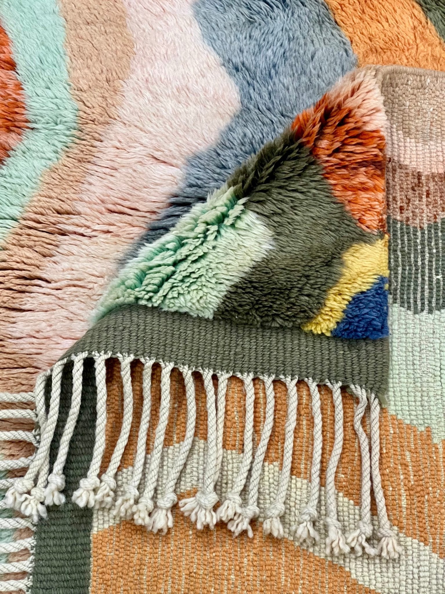 Contemporary Beni Mrirt Berber Rug 6'59" x 5'05" -  201 cm x 154 cm (Wool)