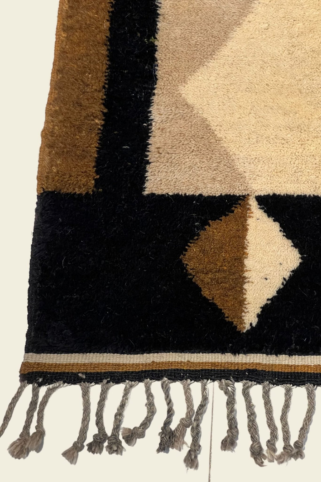 Contemporary Beni Mrirt Berber Rug 6'59" x  9'64" -  201 cm x 294 cm (Wool)