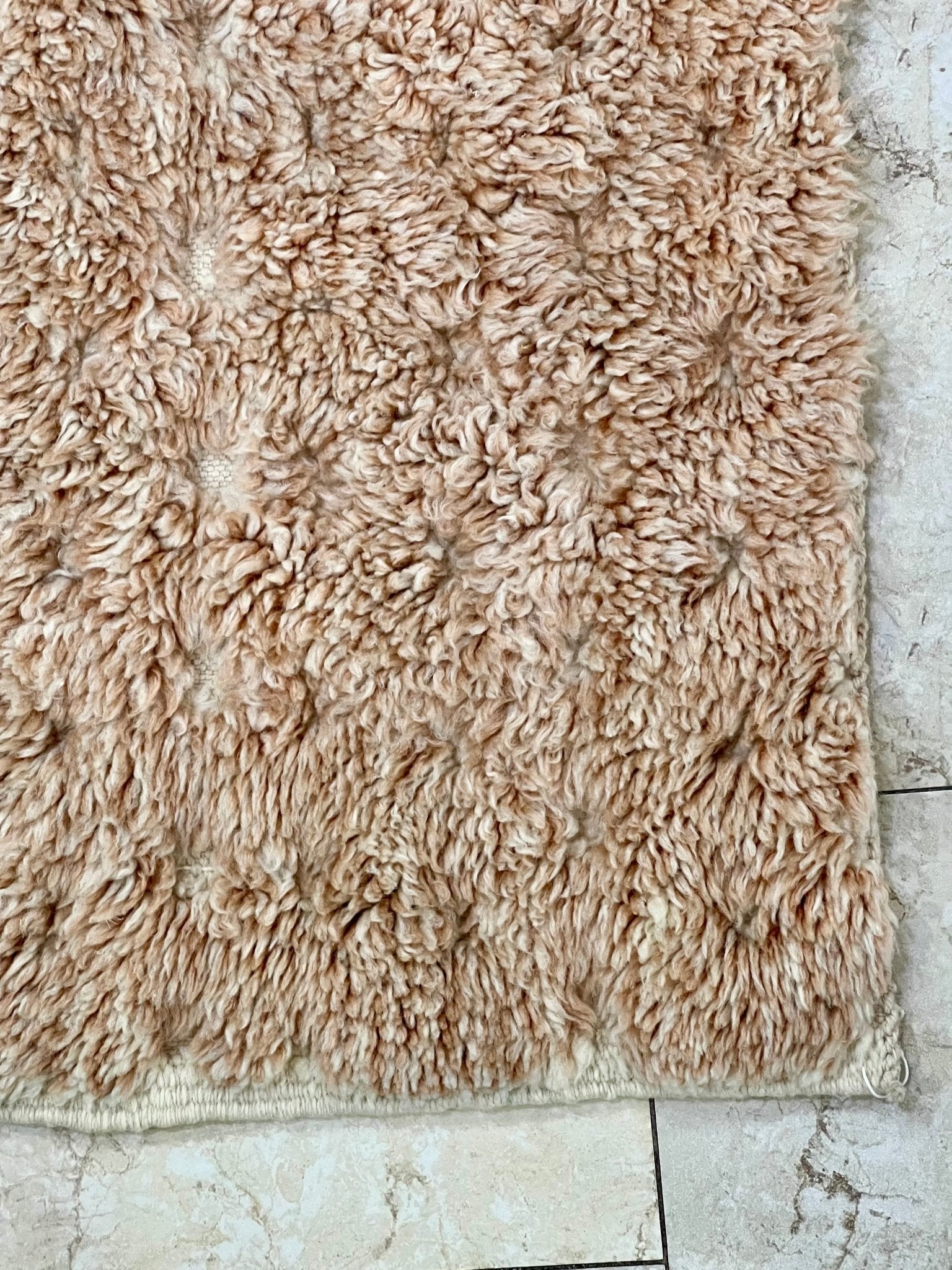 Contemporary Beni Mrirt Berber Rug 6'69" x 4'76" - 204 cm x 145 cm (Wool)