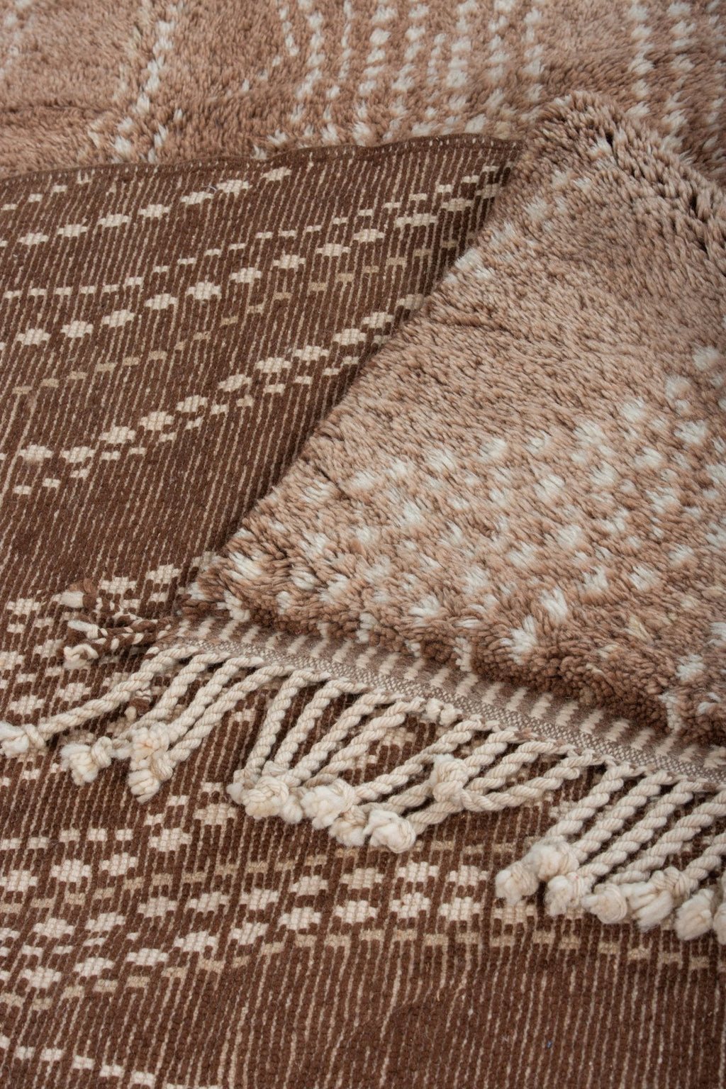 Contemporary Beni Mrirt Berber Rug 6'69" x  9'97" - 204 cm  x 304 cm (Wool)