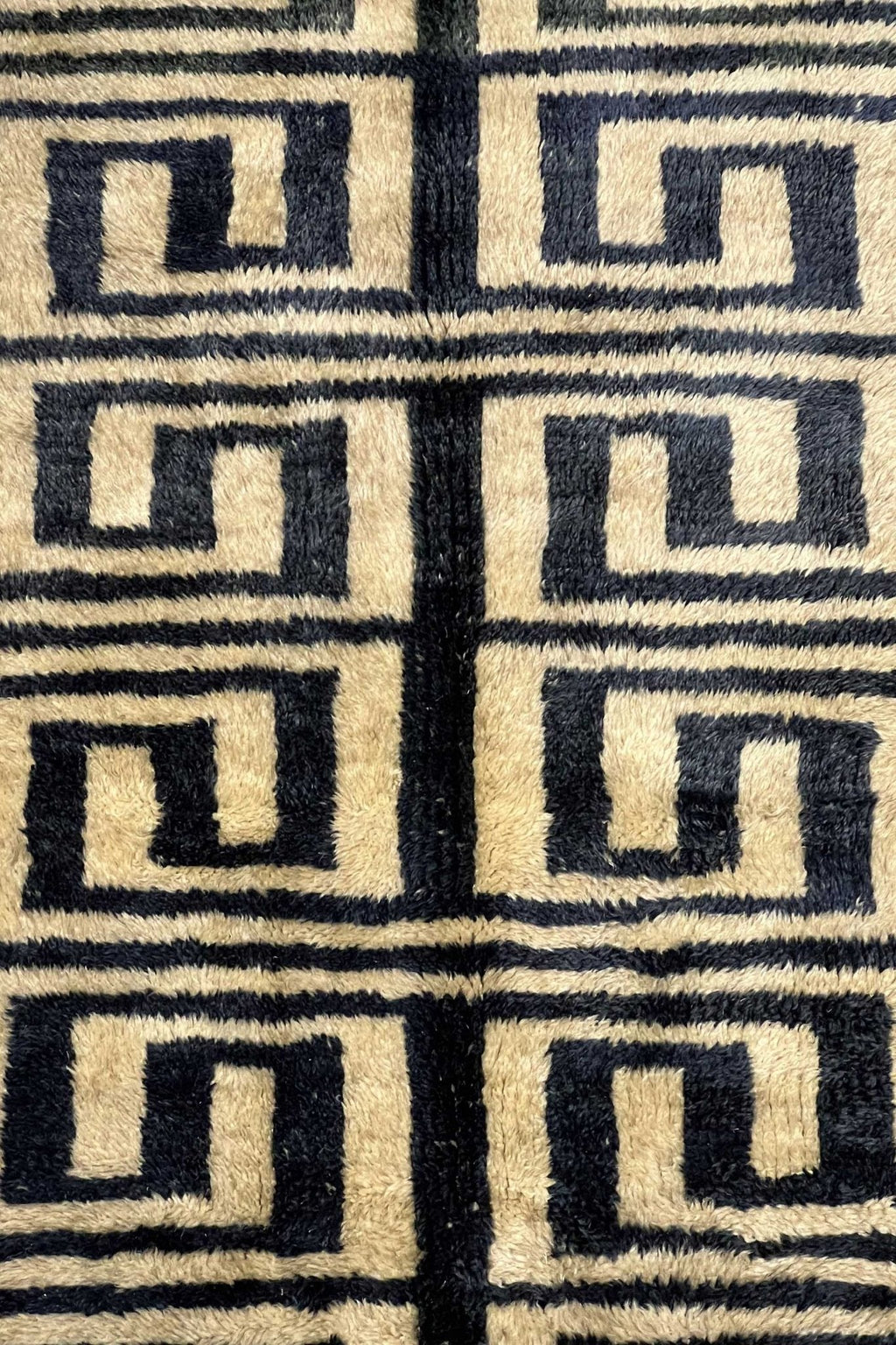 Contemporary Beni Mrirt Berber Rug 6'79" x 9'35" - 207 cm  x 285 cm (Wool)