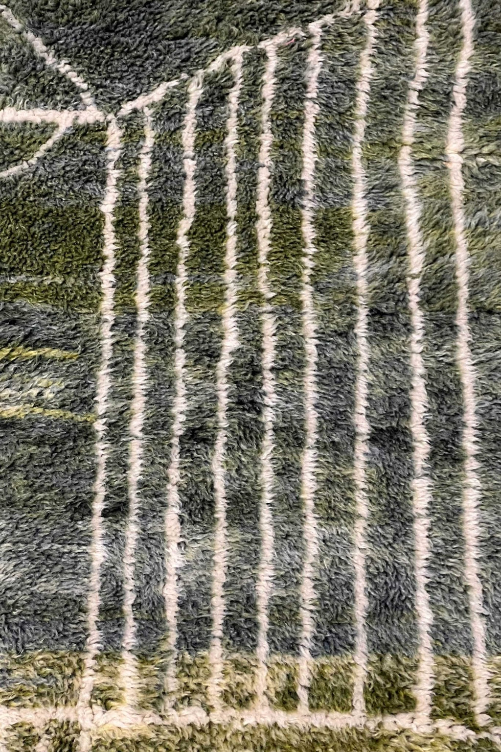 Contemporary Beni Mrirt Berber Rug 6'95" x  10'23" -  212 cm x 312 cm (Wool)