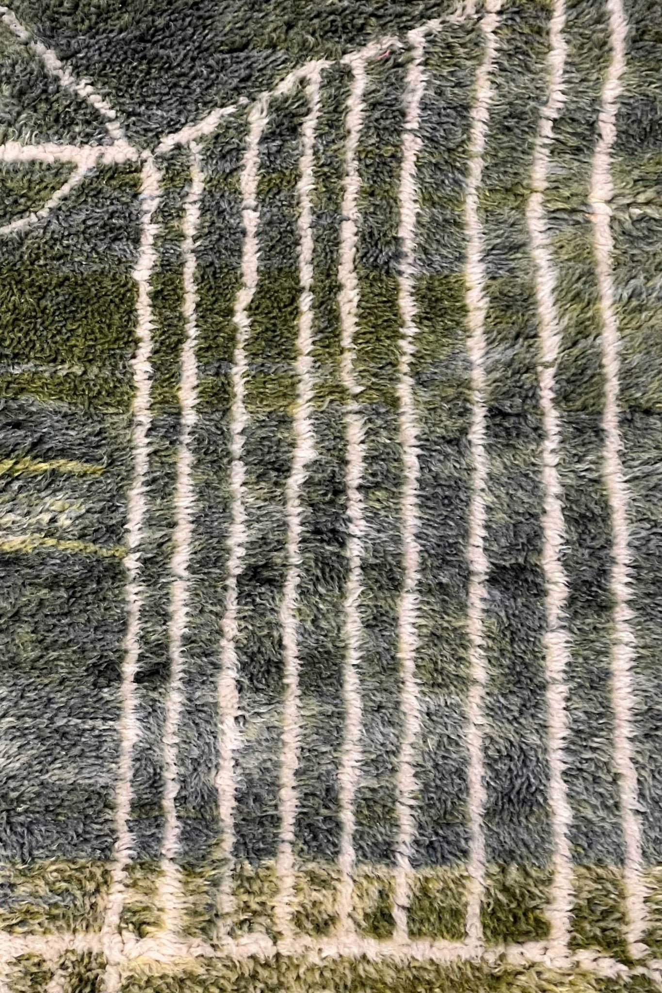 Contemporary Beni Mrirt Berber Rug 6'95" x  10'23" -  212 cm x 312 cm (Wool)