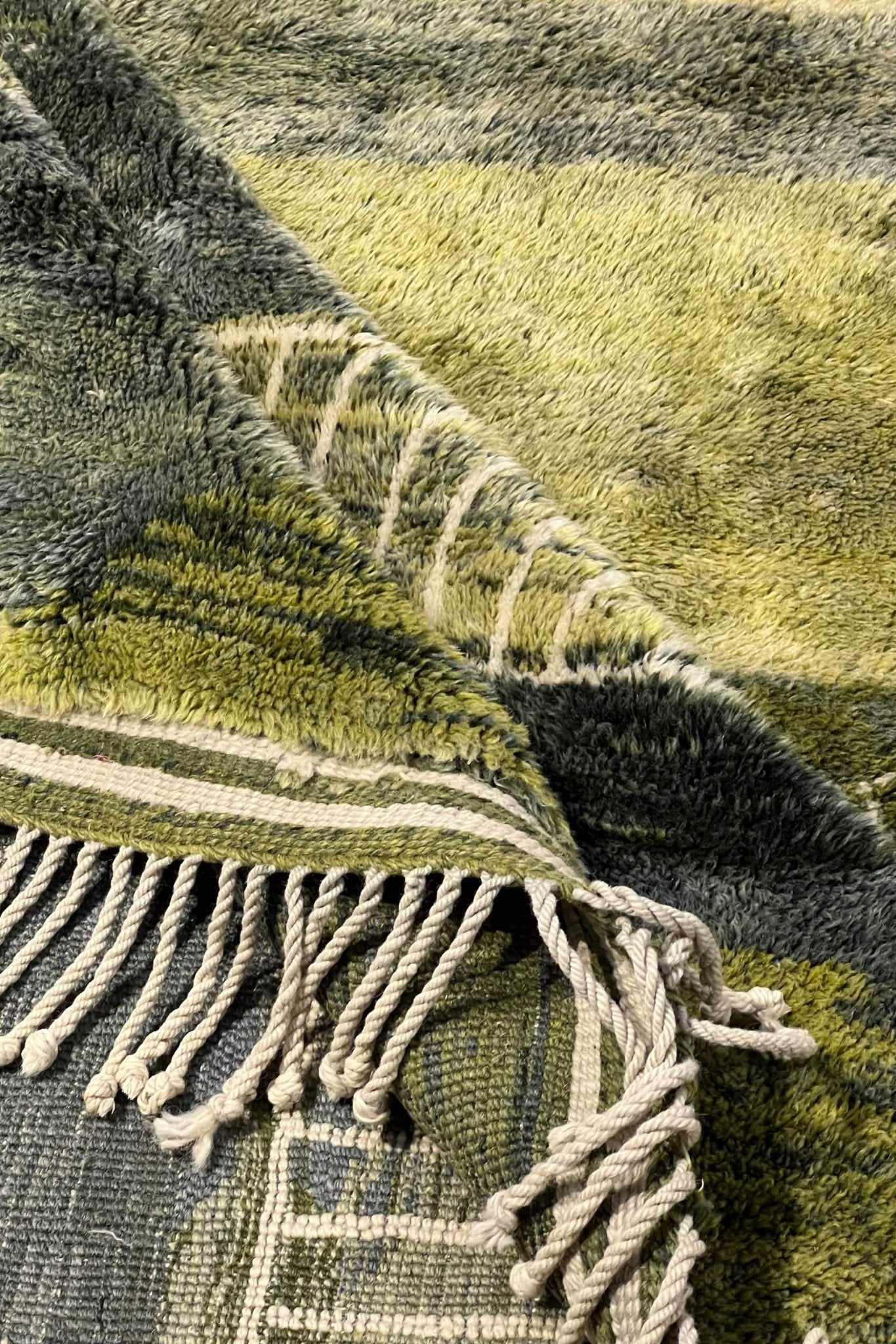 Contemporary Beni Mrirt Berber Rug 6'95" x  10'23" -  212 cm x 312 cm (Wool)