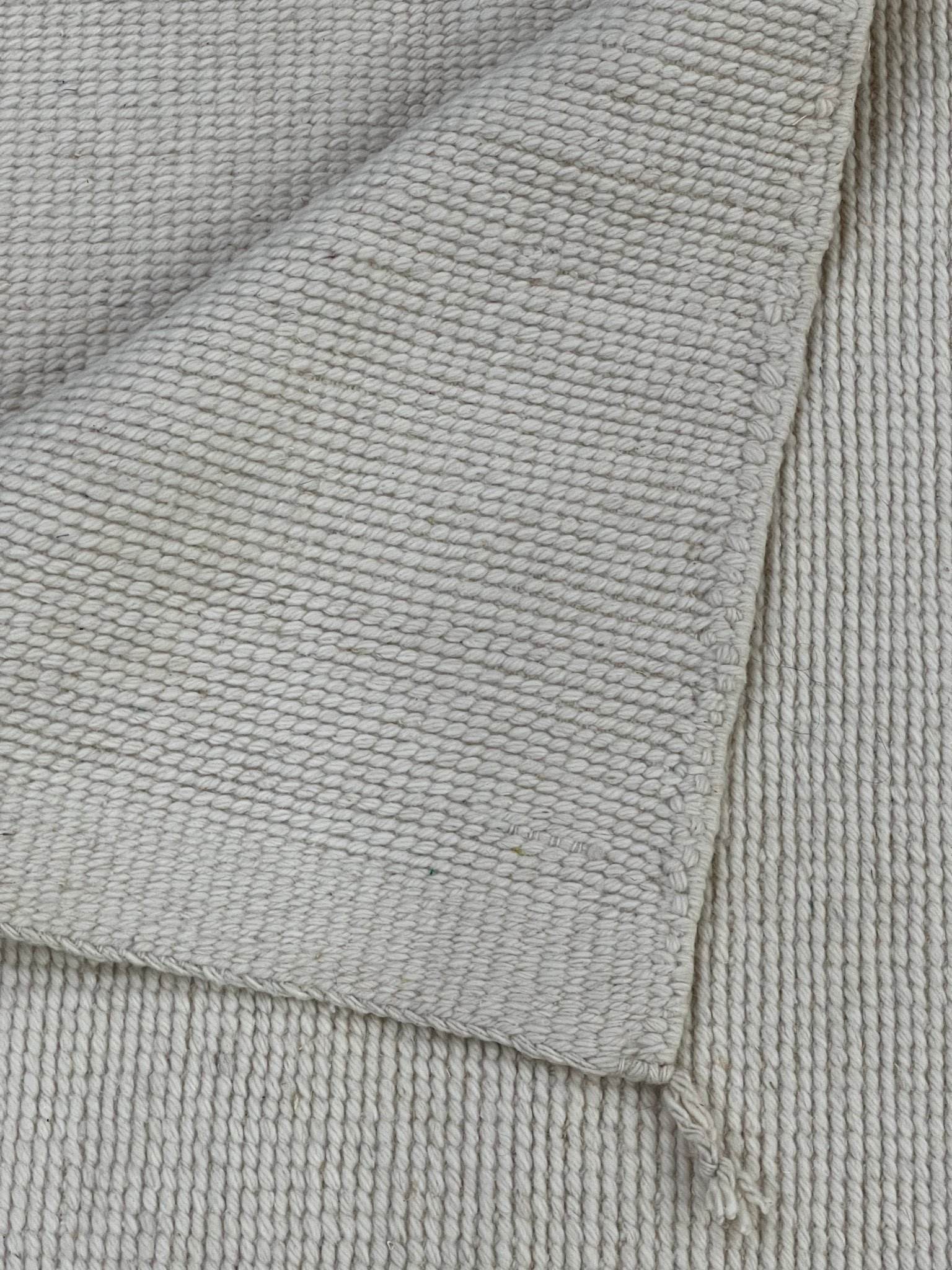 Contemporary Beni Mrirt Berber Rug 9'65" x 7'41" - 294 cm x 226 cm (Wool)