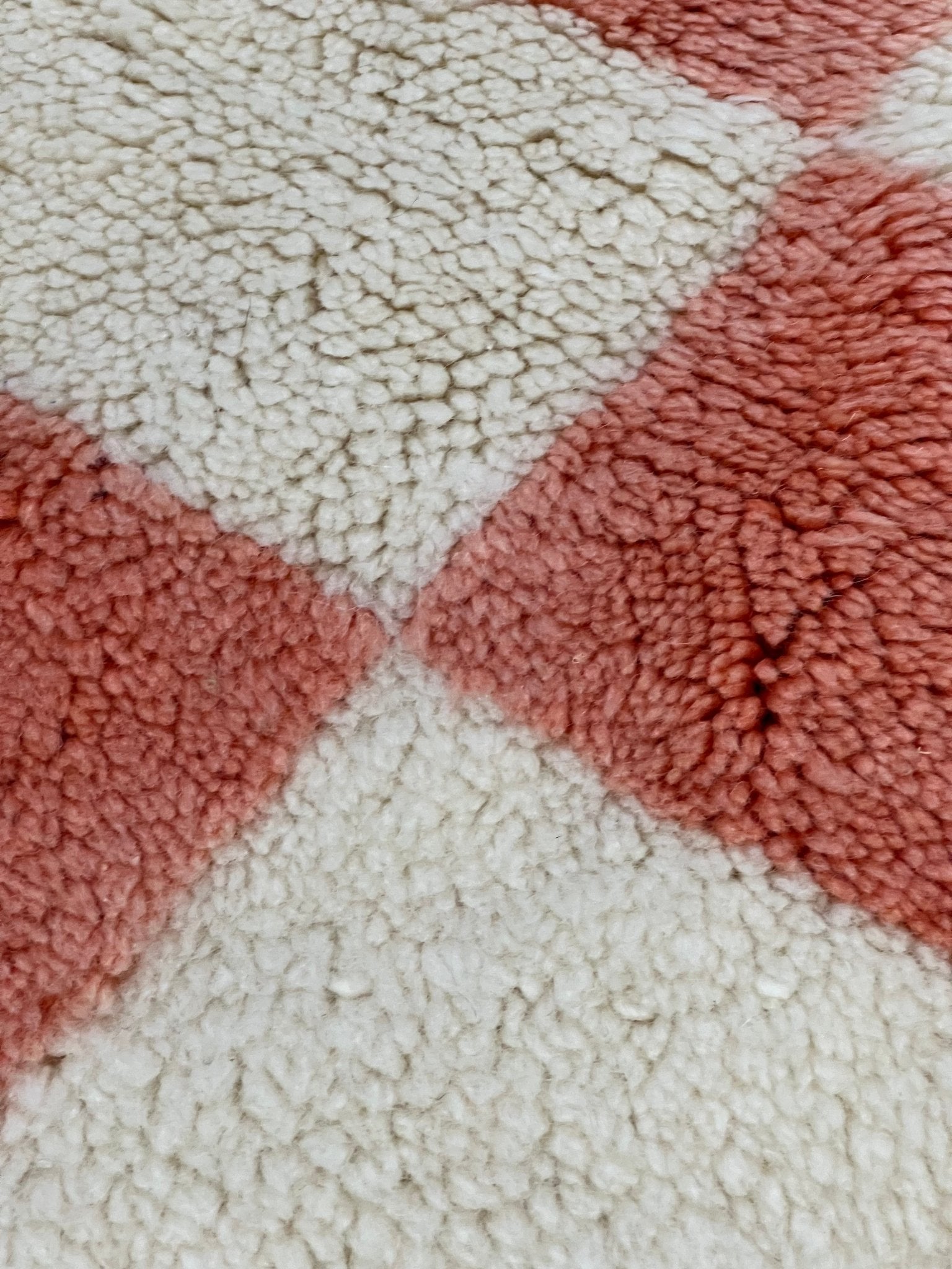 Contemporary Beni Mrirt Berber Rug 9'97" x 6'50" - 304 cm x 198 cm (Wool)