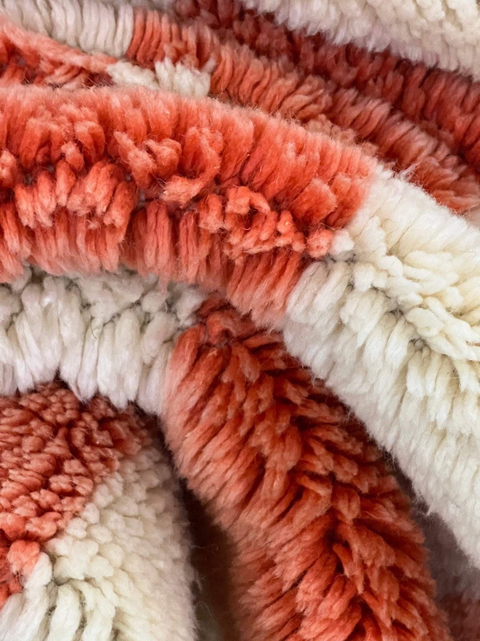 Contemporary Beni Mrirt Berber Rug 9'97" x 6'50" - 304 cm x 198 cm (Wool)