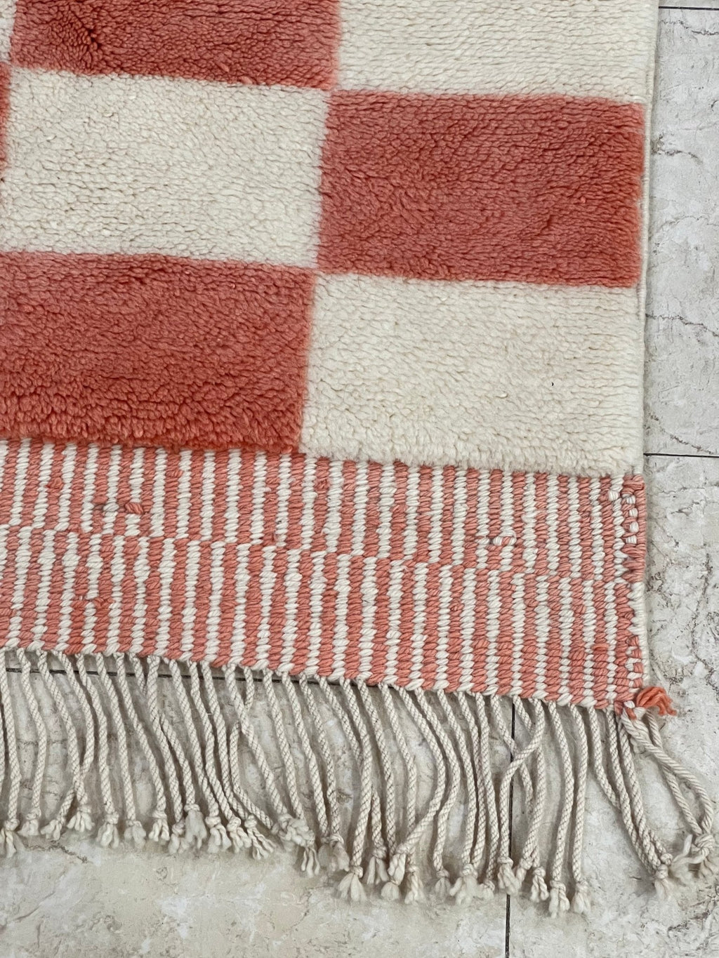 Contemporary Beni Mrirt Berber Rug 9'97" x 6'50" - 304 cm x 198 cm (Wool)