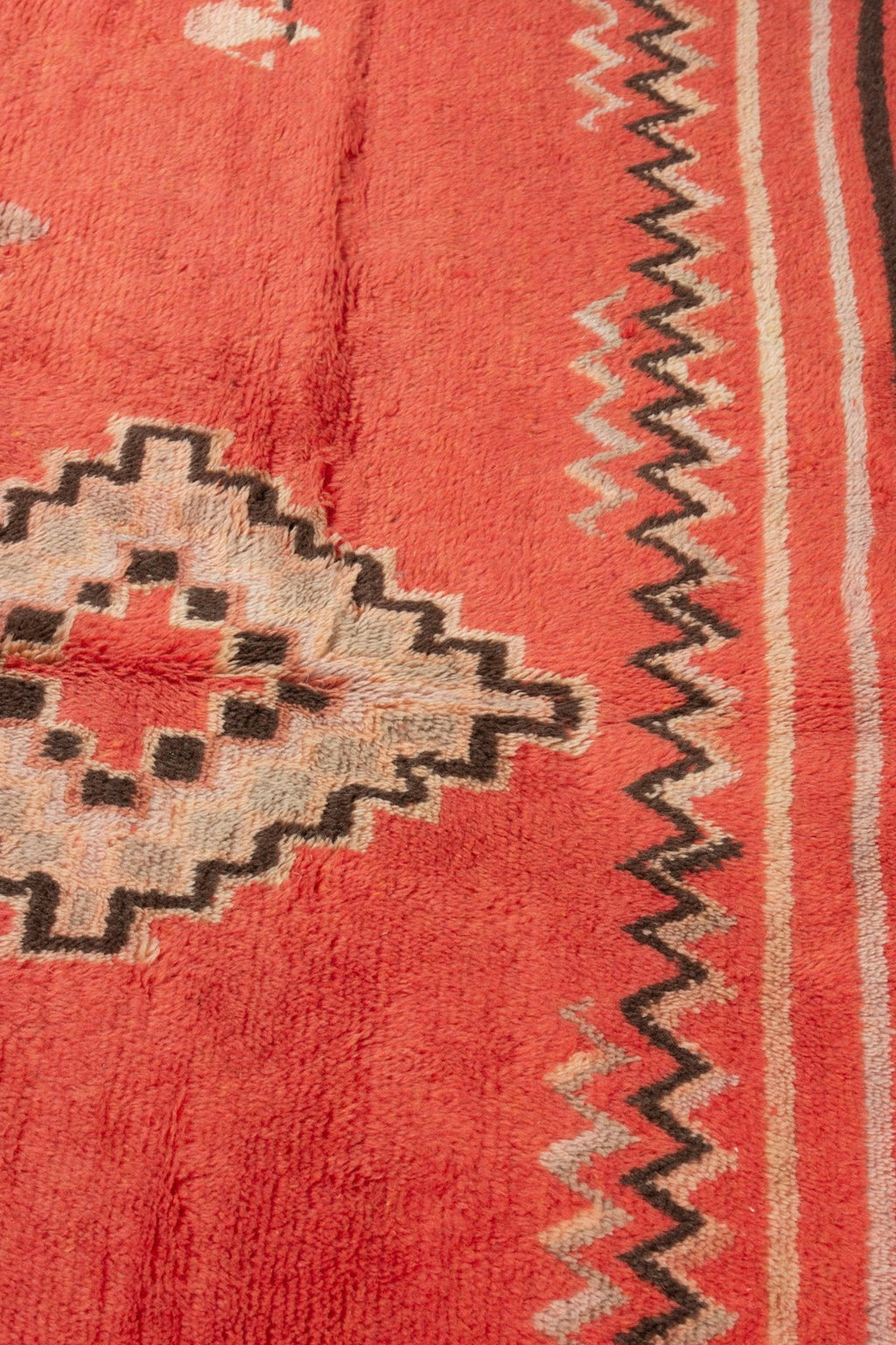 Vintage Beni Mguild Berber Rug 6'56" x  9'84" - 200 cm  x 300 cm (Wool)