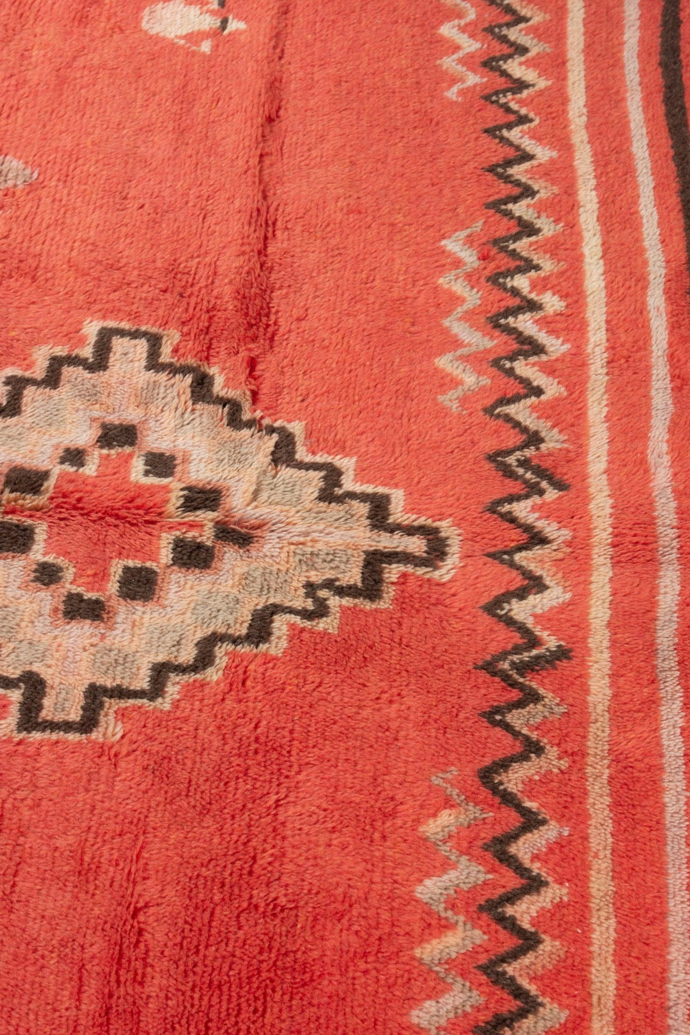 Vintage Beni Mguild Berber Rug 6'56" x  9'84" - 200 cm  x 300 cm (Wool)