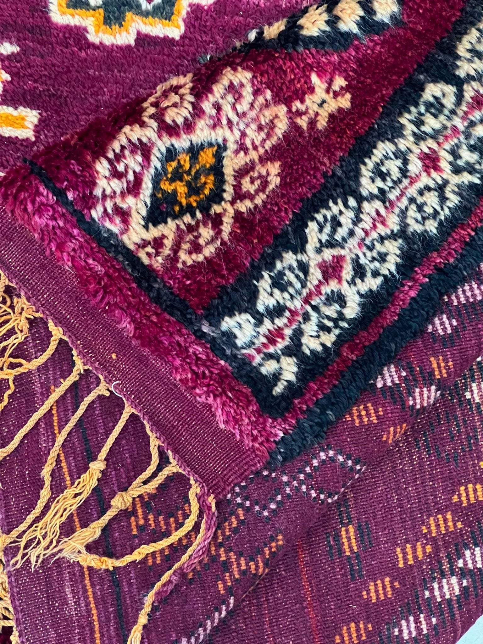 Vintage Beni Mguild Berber Rug 6'9" x  11'2" - 206 cm  x 340 cm (Wool)