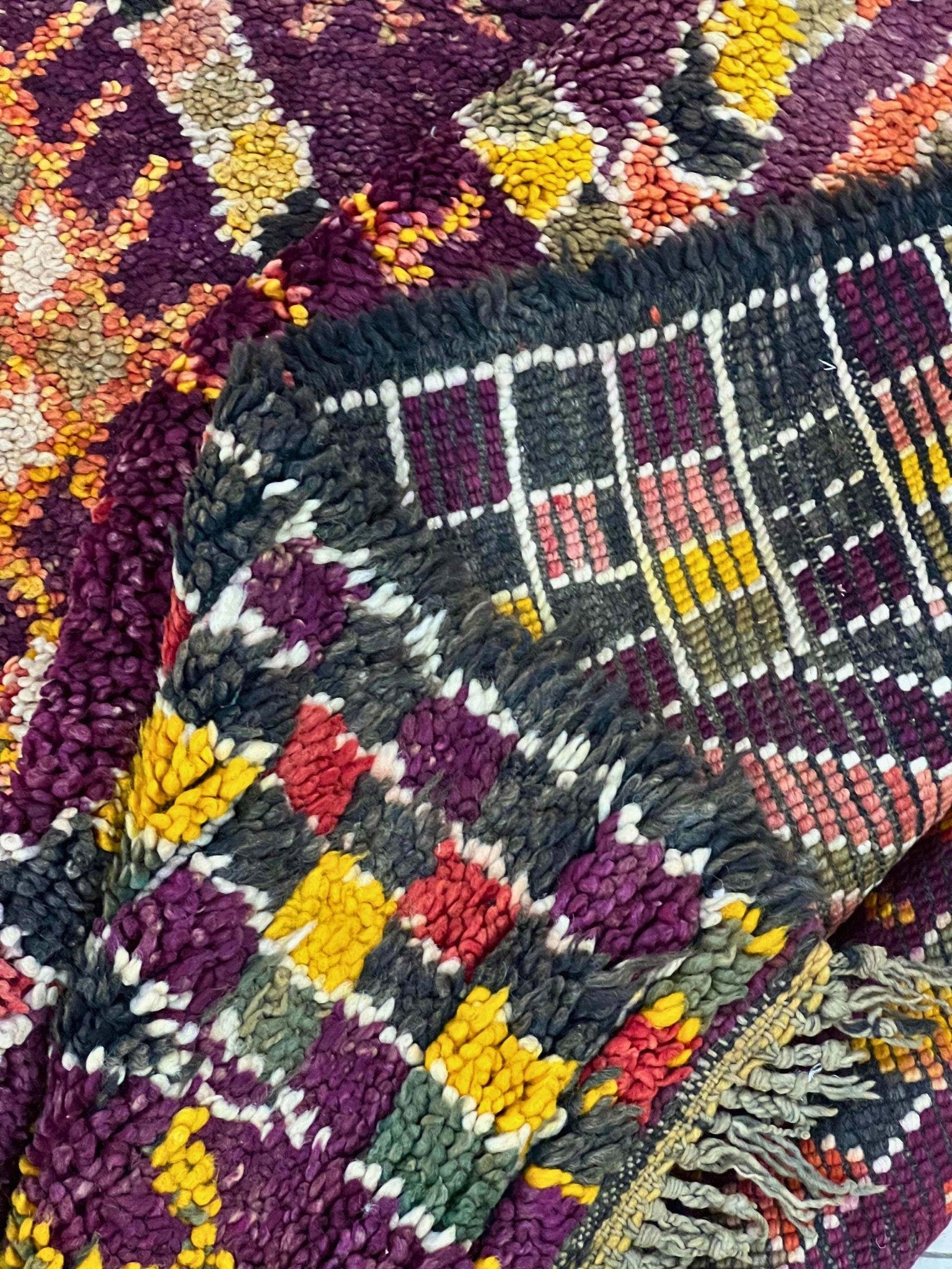 Vintage Beni Mguild Berber Rug 7'00" x  10'04" - 214 cm  x 315 cm (Wool)